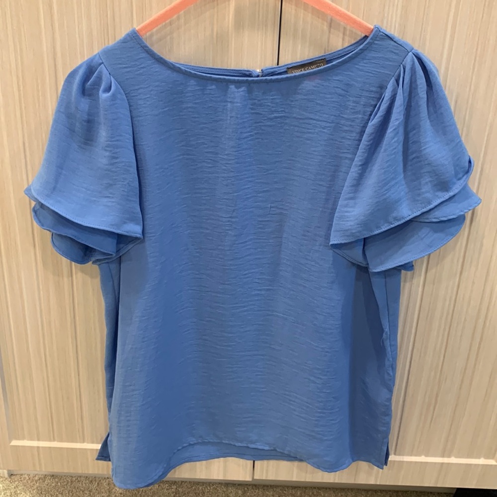 Vince Camuto womens tulip sleeve top